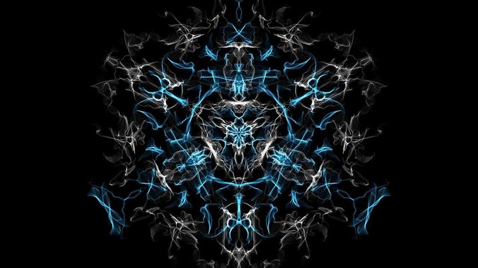 鱼缸里突然在水面角落出现很多想泡沫一样的气泡是怎么回事？